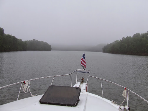foggy day on Tennessee river