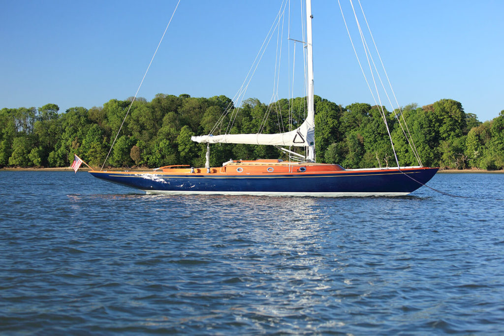 Bamboozle is a Spirit 46, the yacht featuring in the film James Bond - No Time to Die