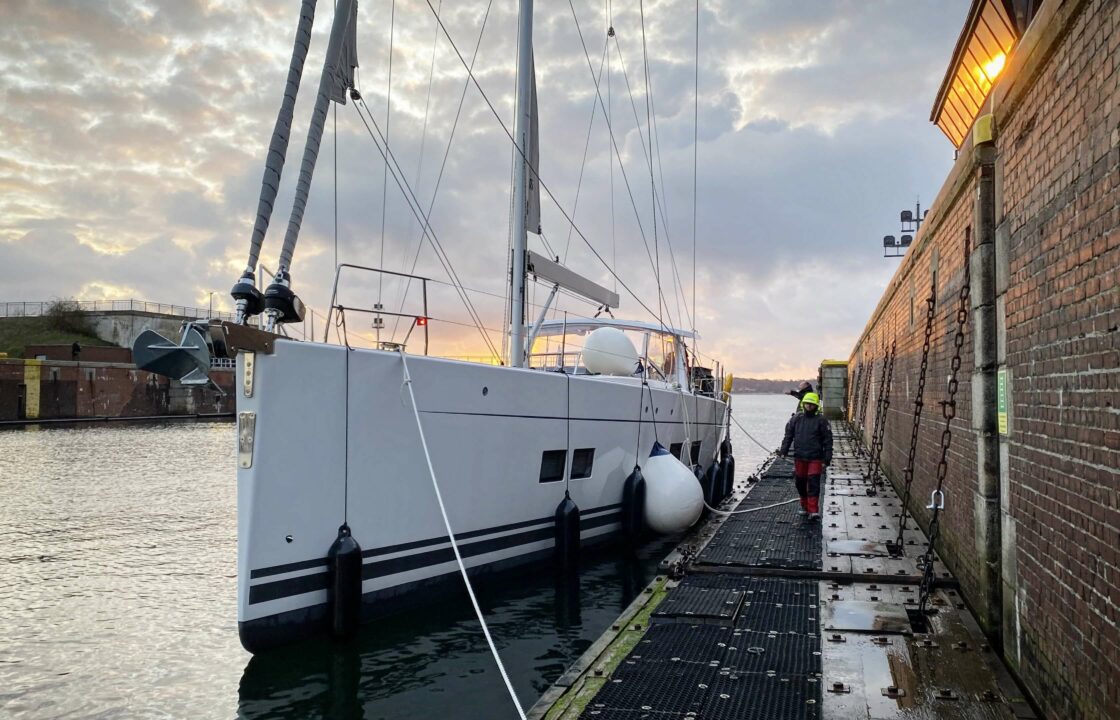 Hanse 588 moored up alongside in the Kiel Canal diuring the delivery to Lymington