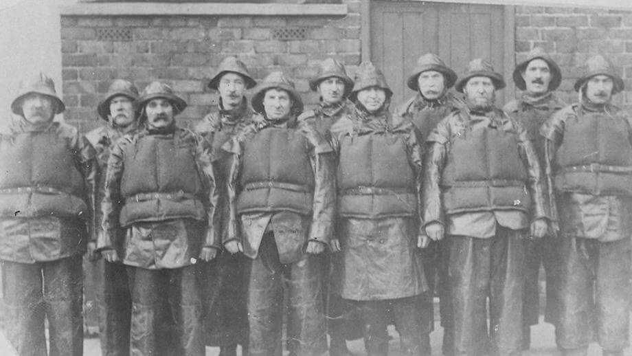 Tynemouth RNLI crew in 1914 all wearing lifejackets made of kapok.
